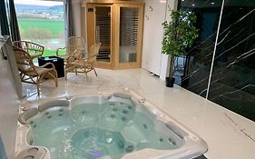 Superbe appartement avec spa privatif